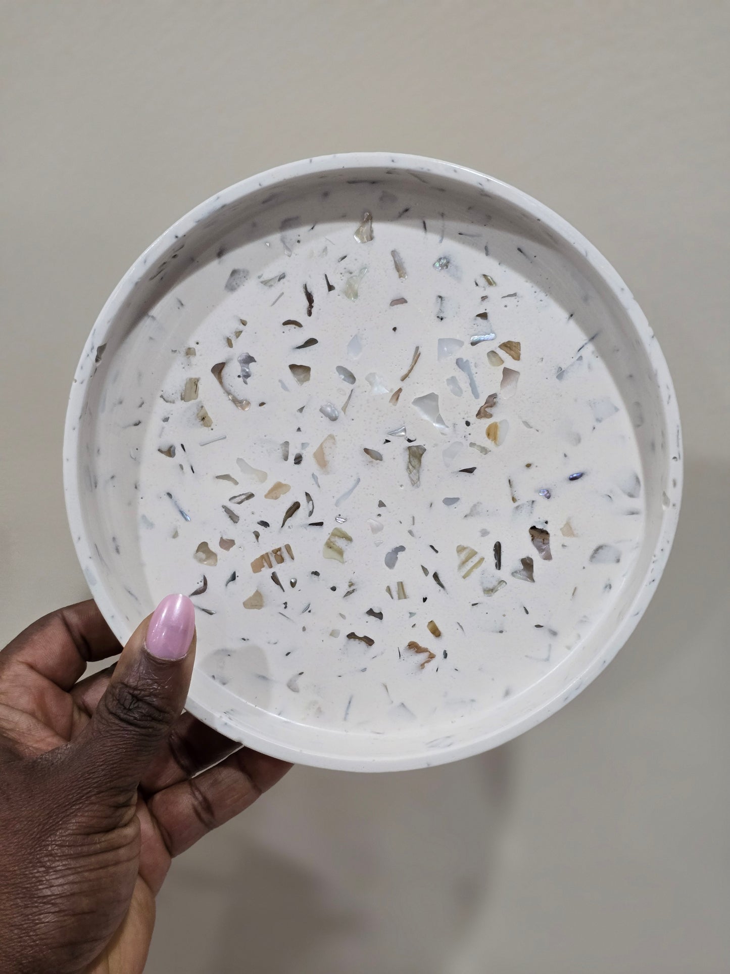 Medium Round Tray- Sea Shells